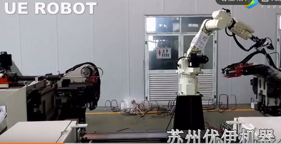 日本那智机器人配置弯管机自动线