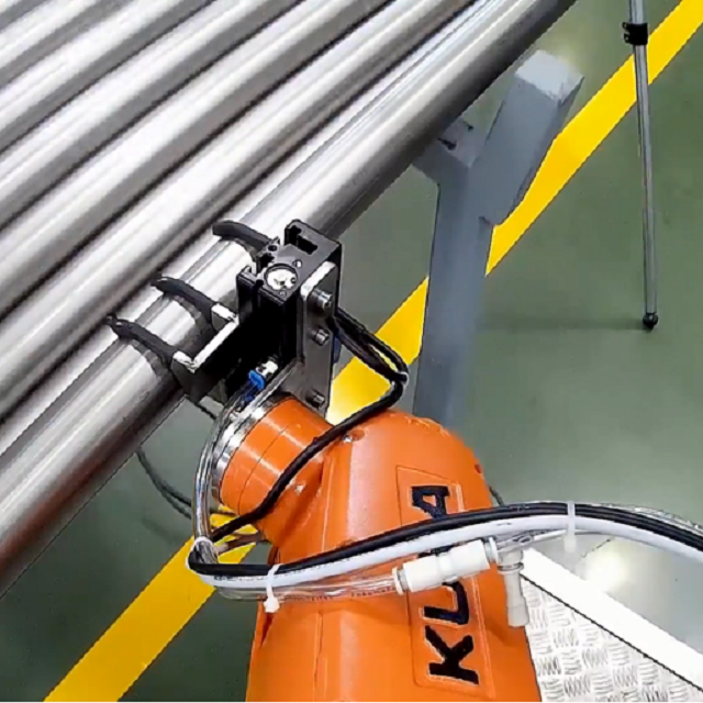 弯管机与机器人自动上下料项目视频综合介绍