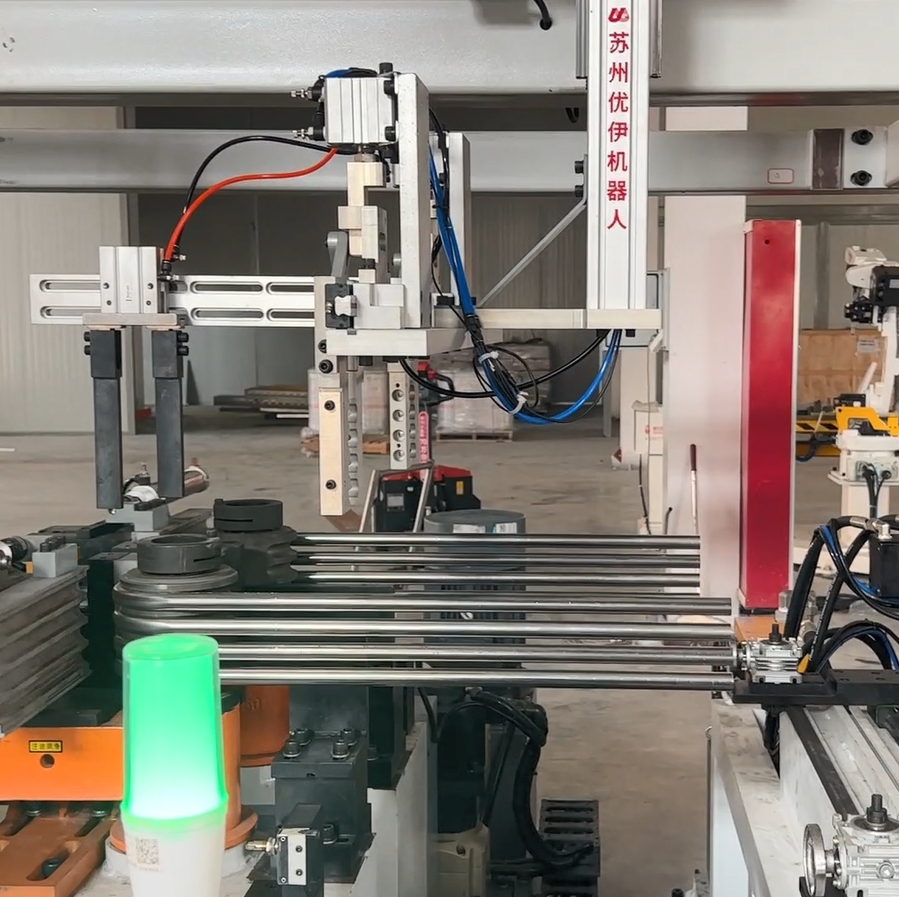 U管自动生产线（四根管一起弯管冲孔）